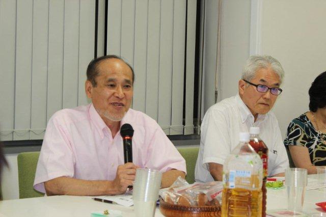 第１回目の講師、元厚労省老健局長、堤修三氏(写真左)と右は、第3回目の講師、小賀野晶一氏
